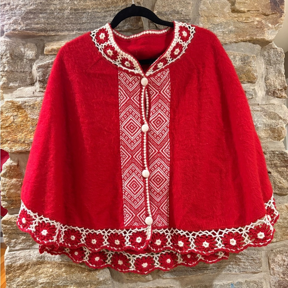 Capchatex Alpaca Poncho Wrap Cape Red crochet lace trim One Size